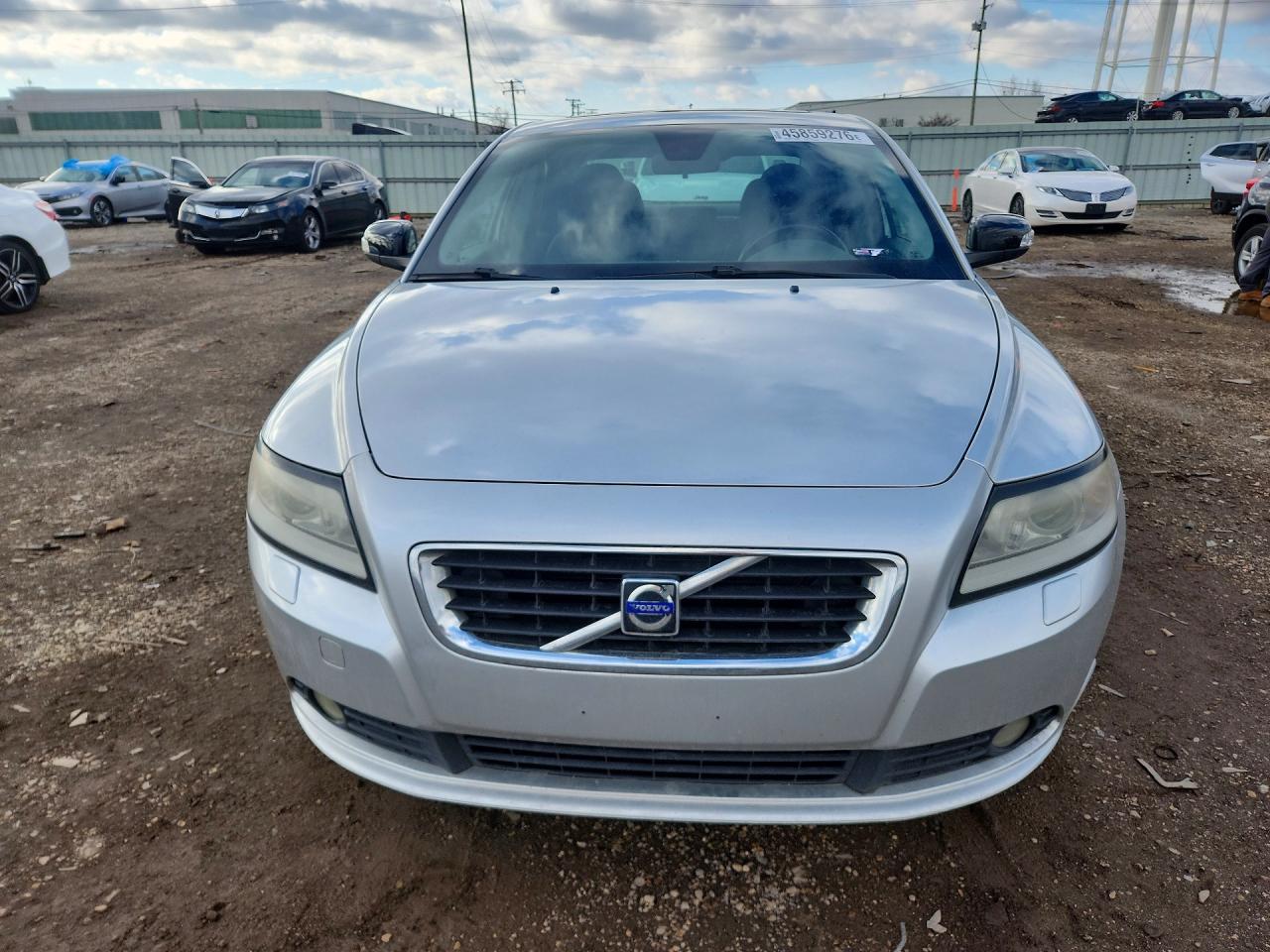 2010 VOLVO S40