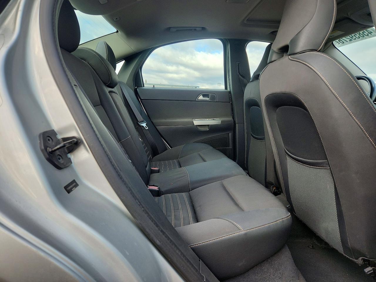 2010 VOLVO S40