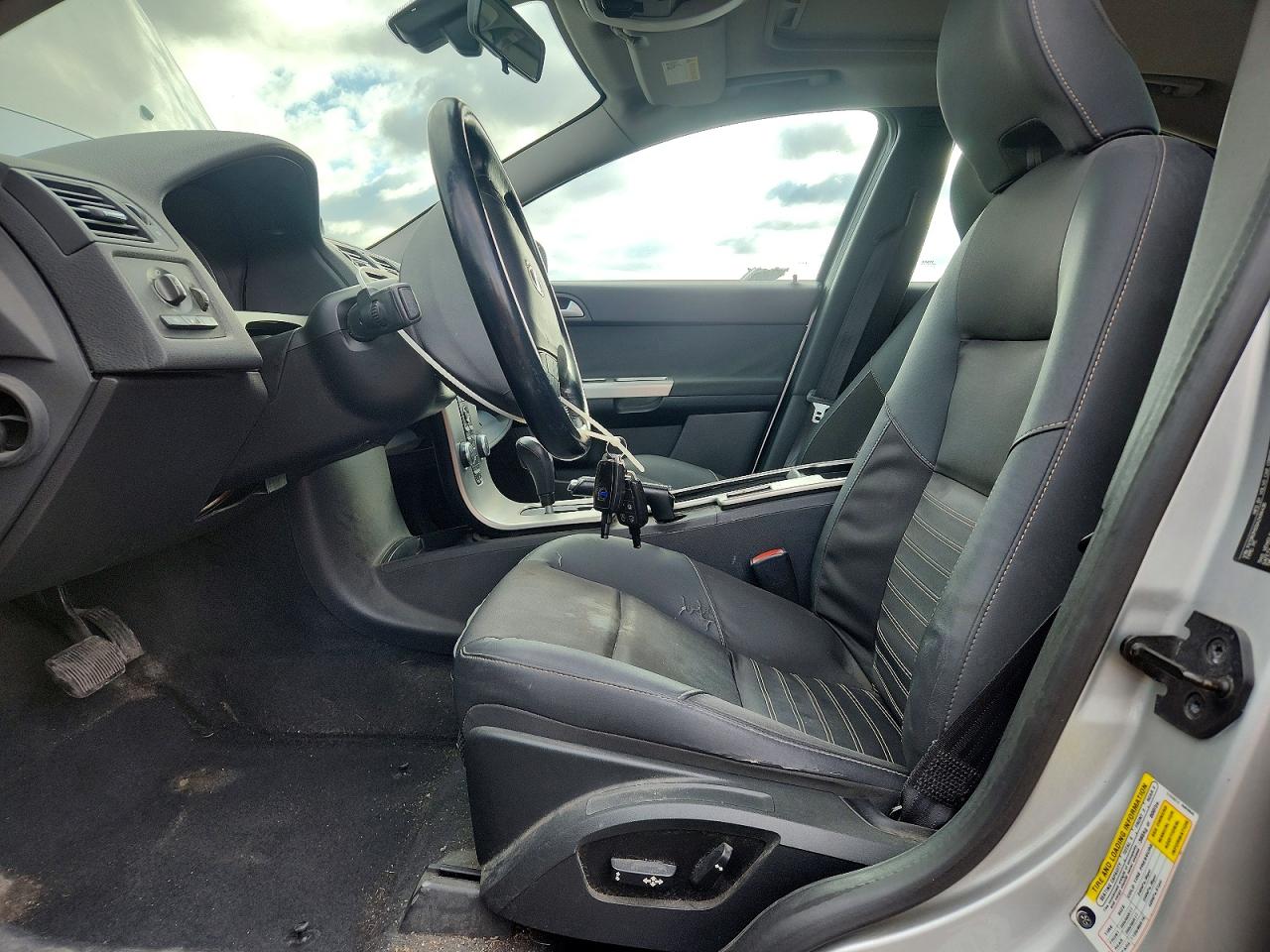 2010 VOLVO S40