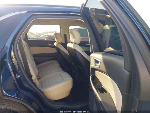 2017 FORD EDGE SEL — I8