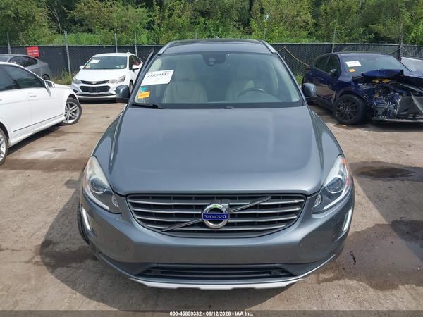 2017 VOLVO XC60 T5 INSCRIPTION
