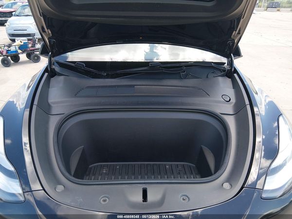 2021 TESLA MODEL Y — I10