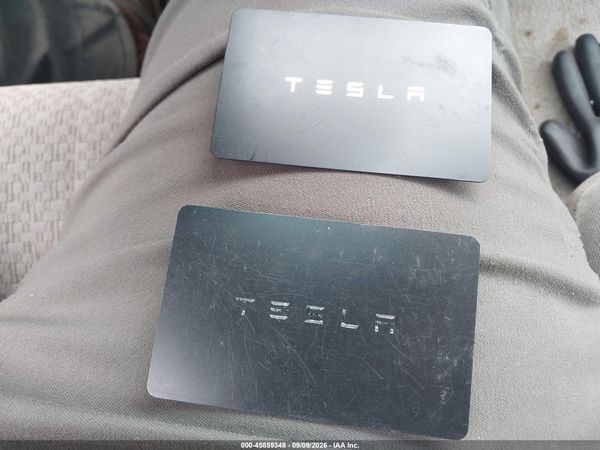 2021 TESLA MODEL Y — I11