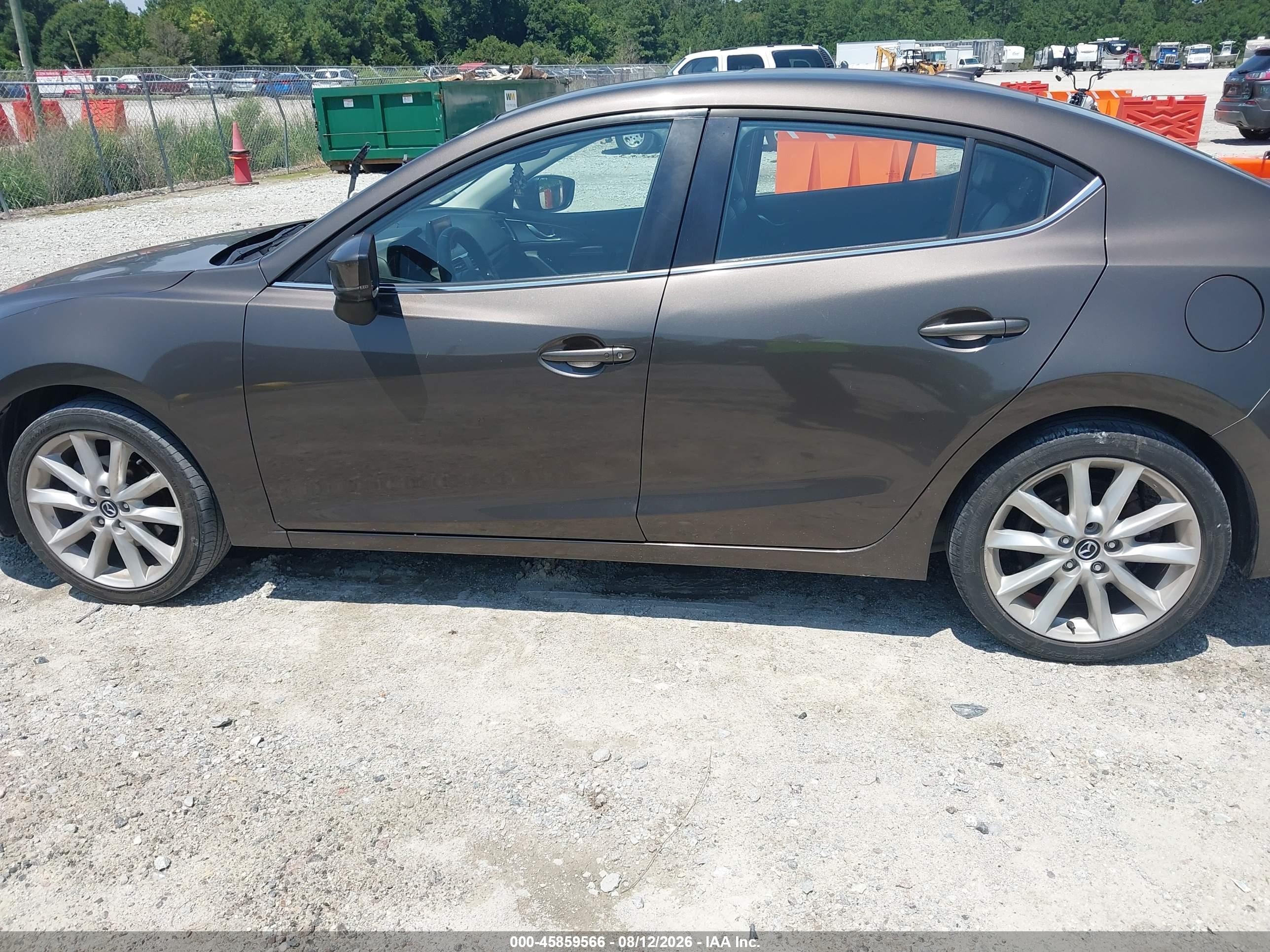 2017 MAZDA MAZDA3 GRAND TOURING