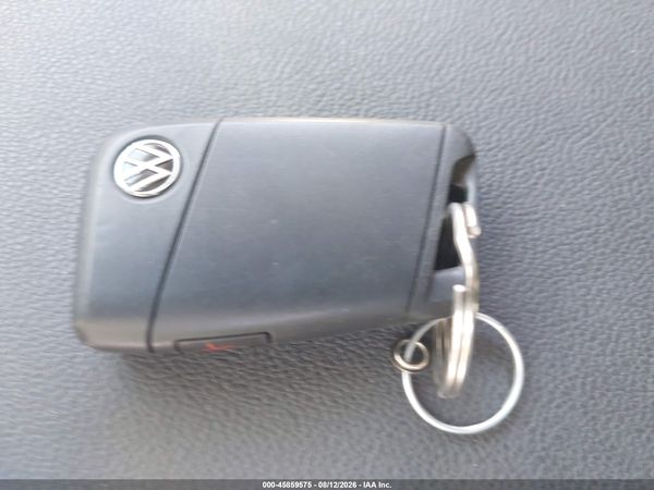 2024 VOLKSWAGEN TAOS 1.5T S — I11