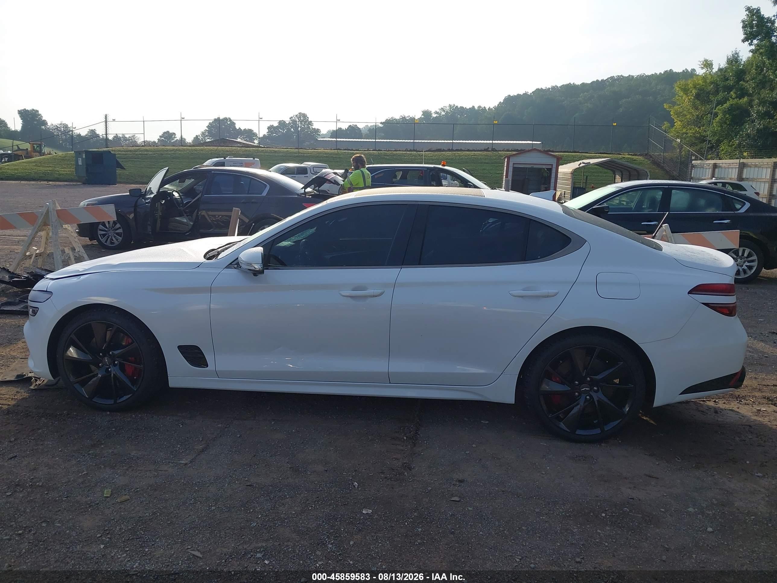 2023 GENESIS G70 3.3T RWD