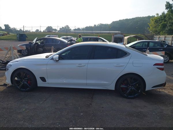 2023 GENESIS G70 3.3T RWD