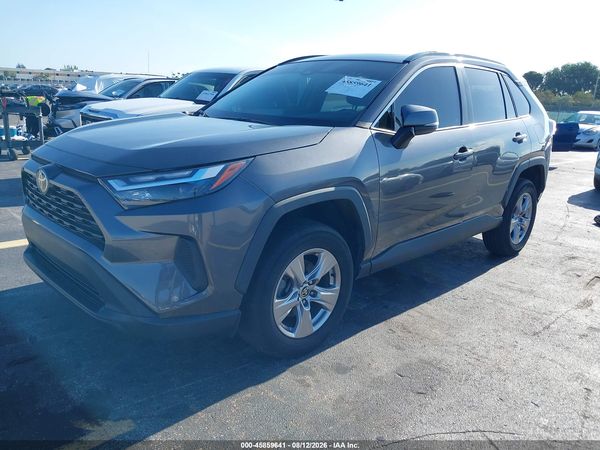 2022 TOYOTA RAV4 XLE