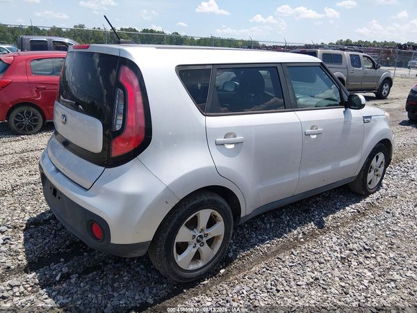 2017 KIA SOUL Base