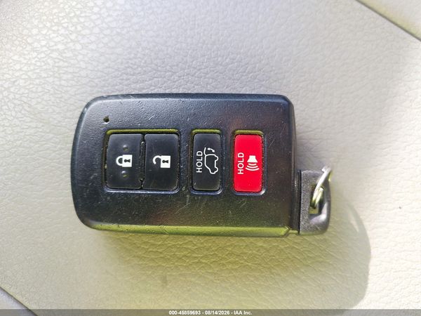 2016 TOYOTA HIGHLANDER XLE V6