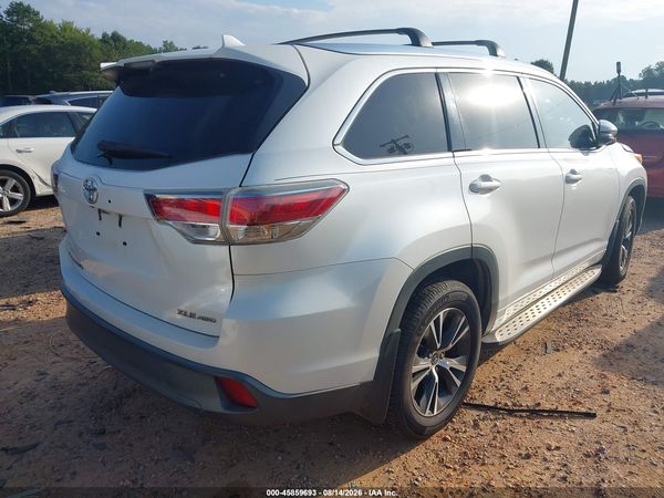 2016 TOYOTA HIGHLANDER XLE V6