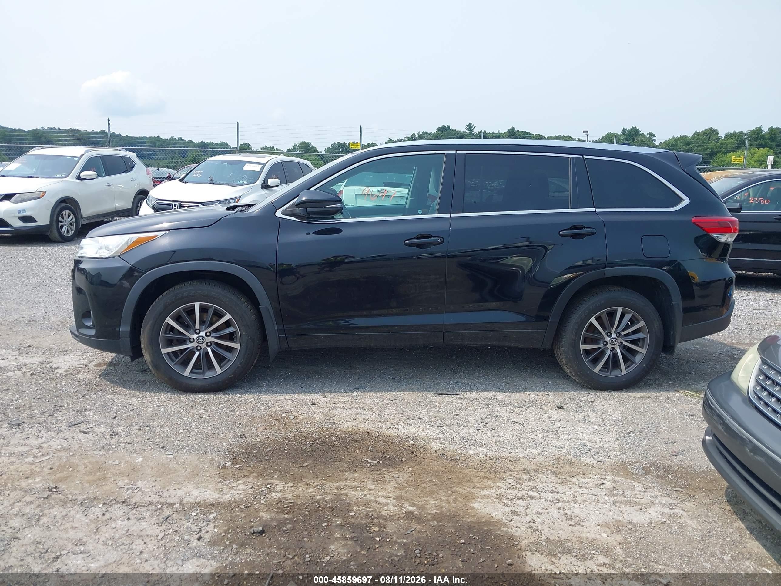 2018 TOYOTA HIGHLANDER XLE