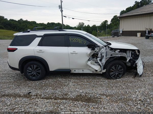 2022 NISSAN PATHFINDER SV 4WD — I116