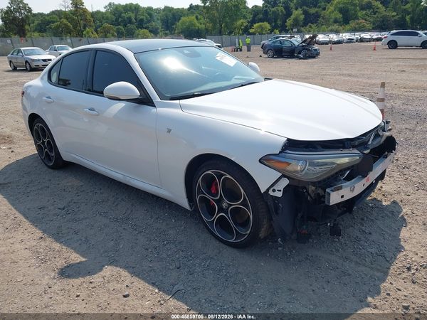 2022 ALFA ROMEO GIULIA TI AWD