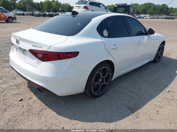 2022 ALFA ROMEO GIULIA TI AWD
