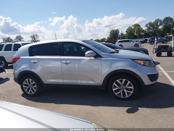 2016 KIA SPORTAGE LX
