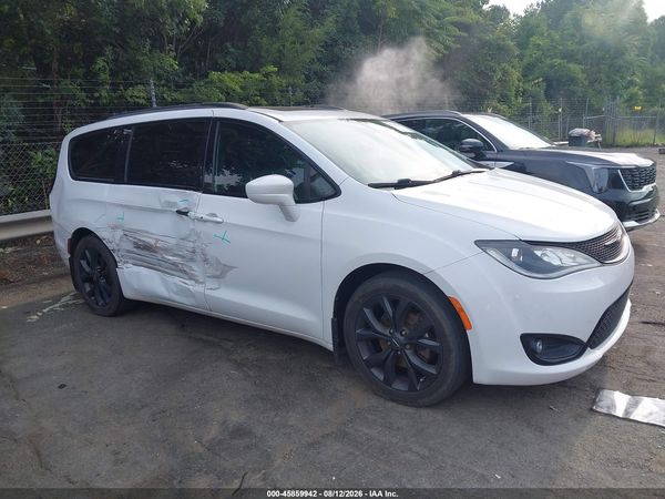 2019 CHRYSLER PACIFICA TOURING L PLUS