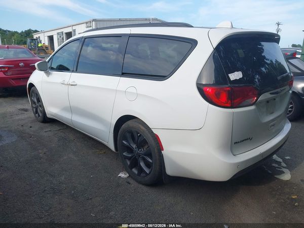 2019 CHRYSLER PACIFICA TOURING L PLUS