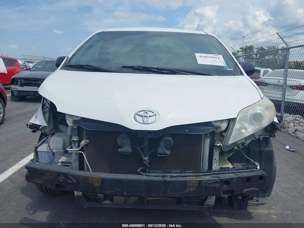 2015 TOYOTA SIENNA L 7 PASSENGER