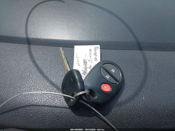 2015 TOYOTA SIENNA L 7 PASSENGER
