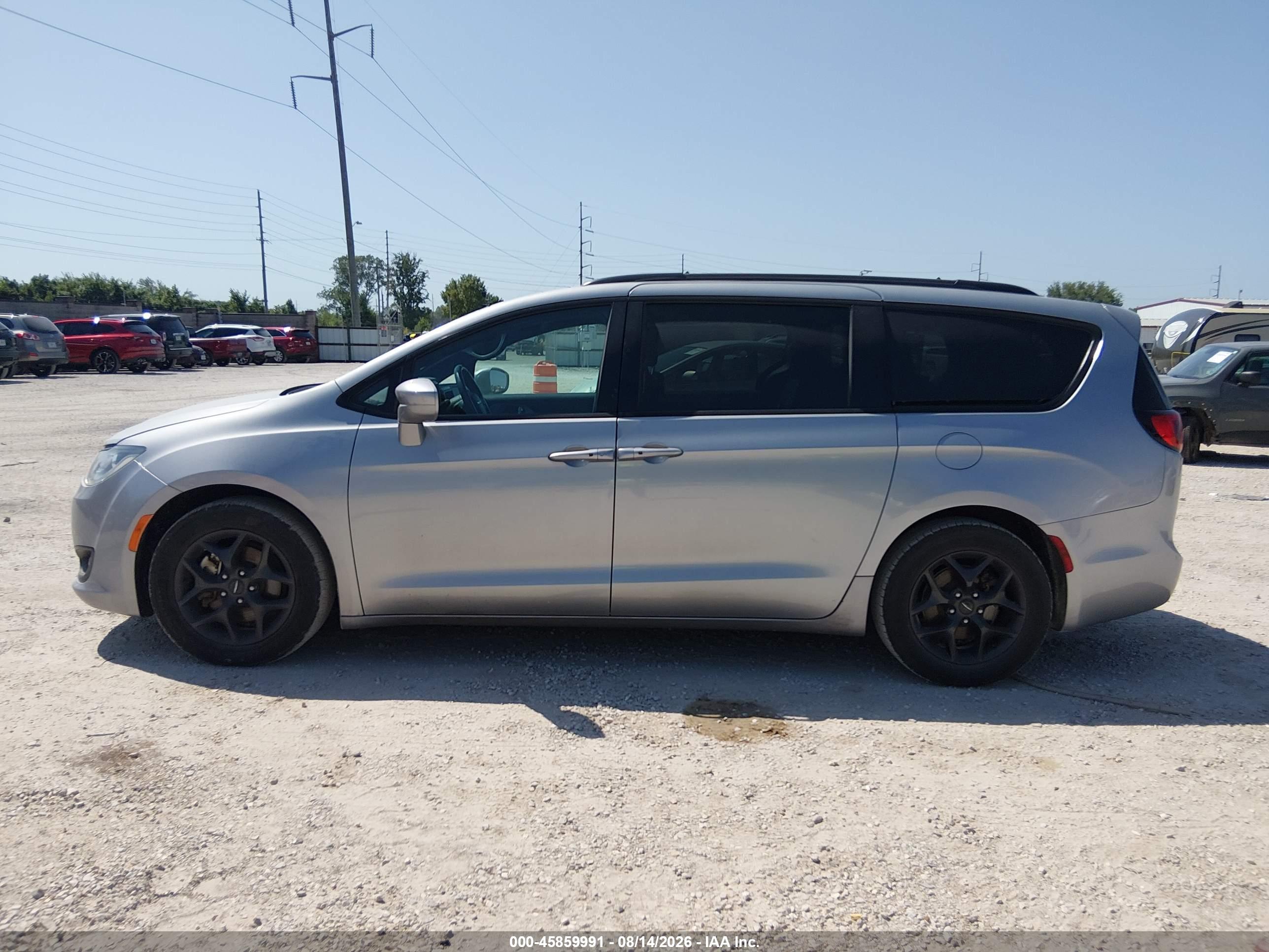2018 CHRYSLER PACIFICA TOURING L