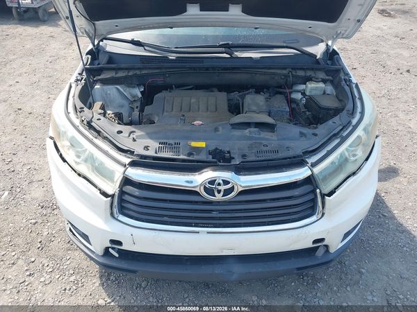 2016 TOYOTA HIGHLANDER XLE V6
