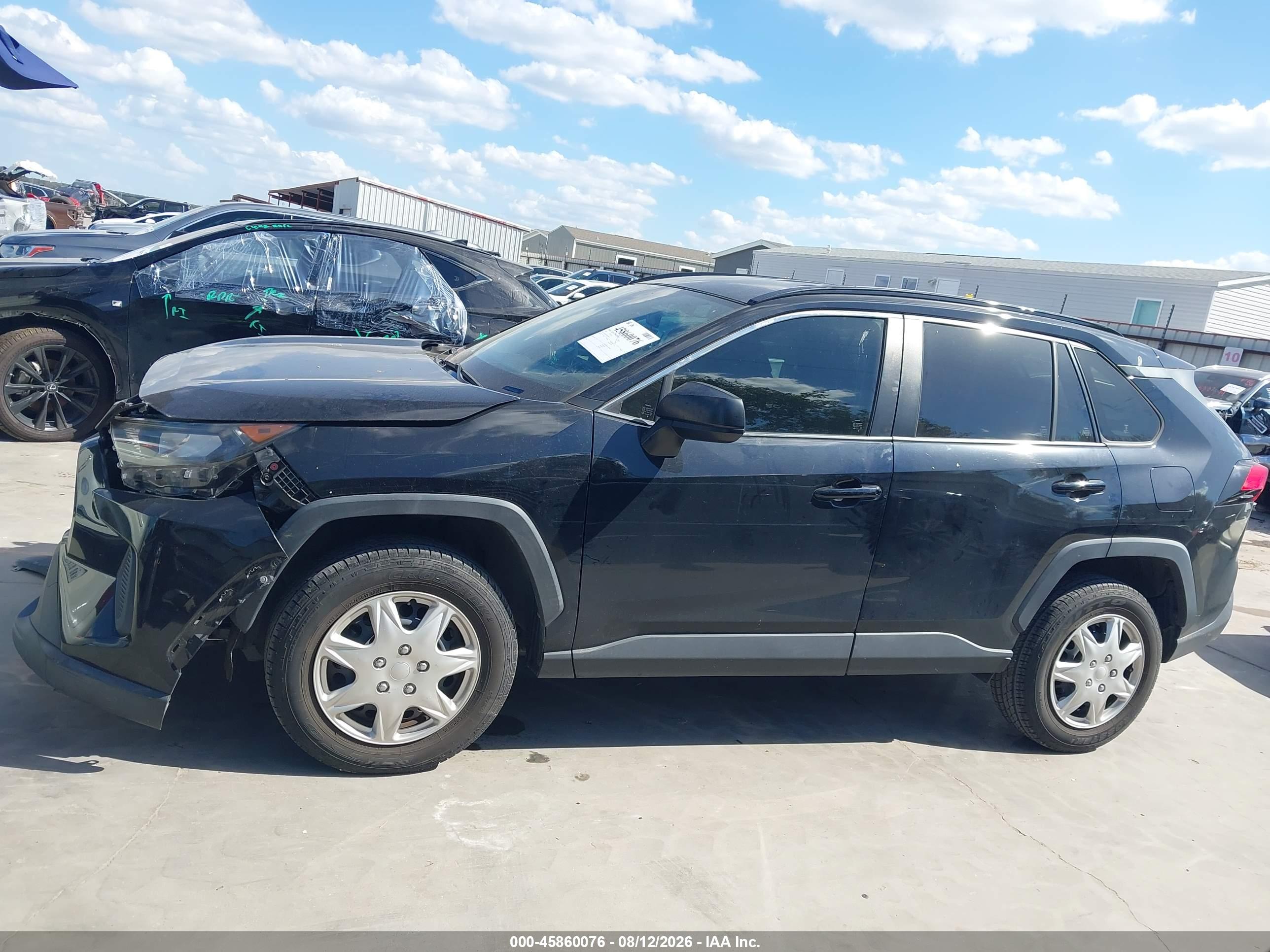 2019 TOYOTA RAV4 LE