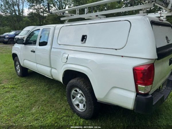 2017 TOYOTA TACOMA SR