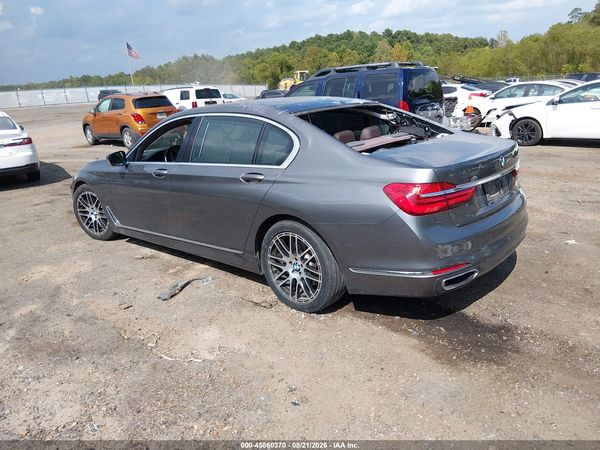 2018 BMW 740I
