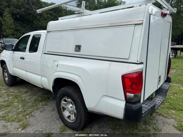 2016 TOYOTA TACOMA SR