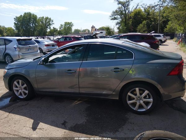2016 VOLVO S60