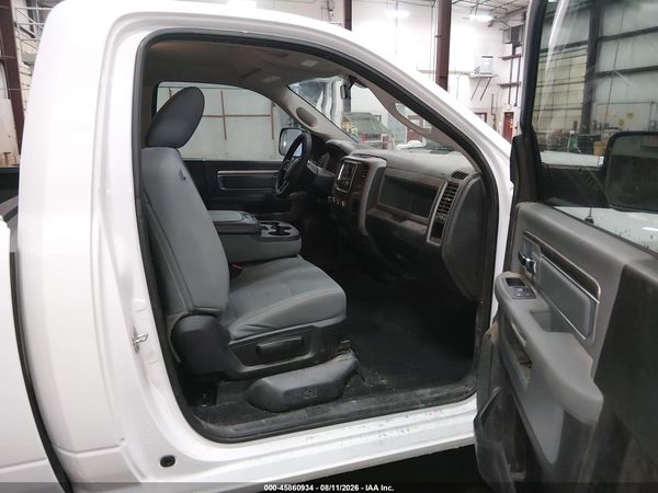 2017 RAM 1500 TRADESMAN  4X4 8' BOX