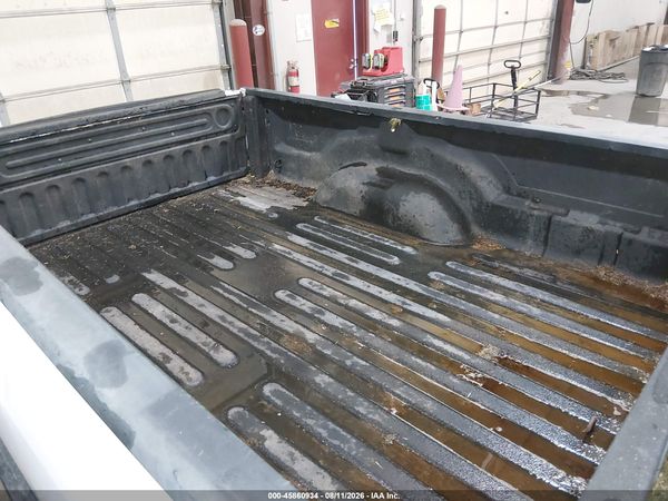 2017 RAM 1500 TRADESMAN  4X4 8' BOX