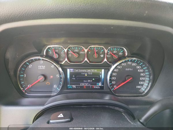 2017 CHEVROLET SILVERADO 1500 LT — I7