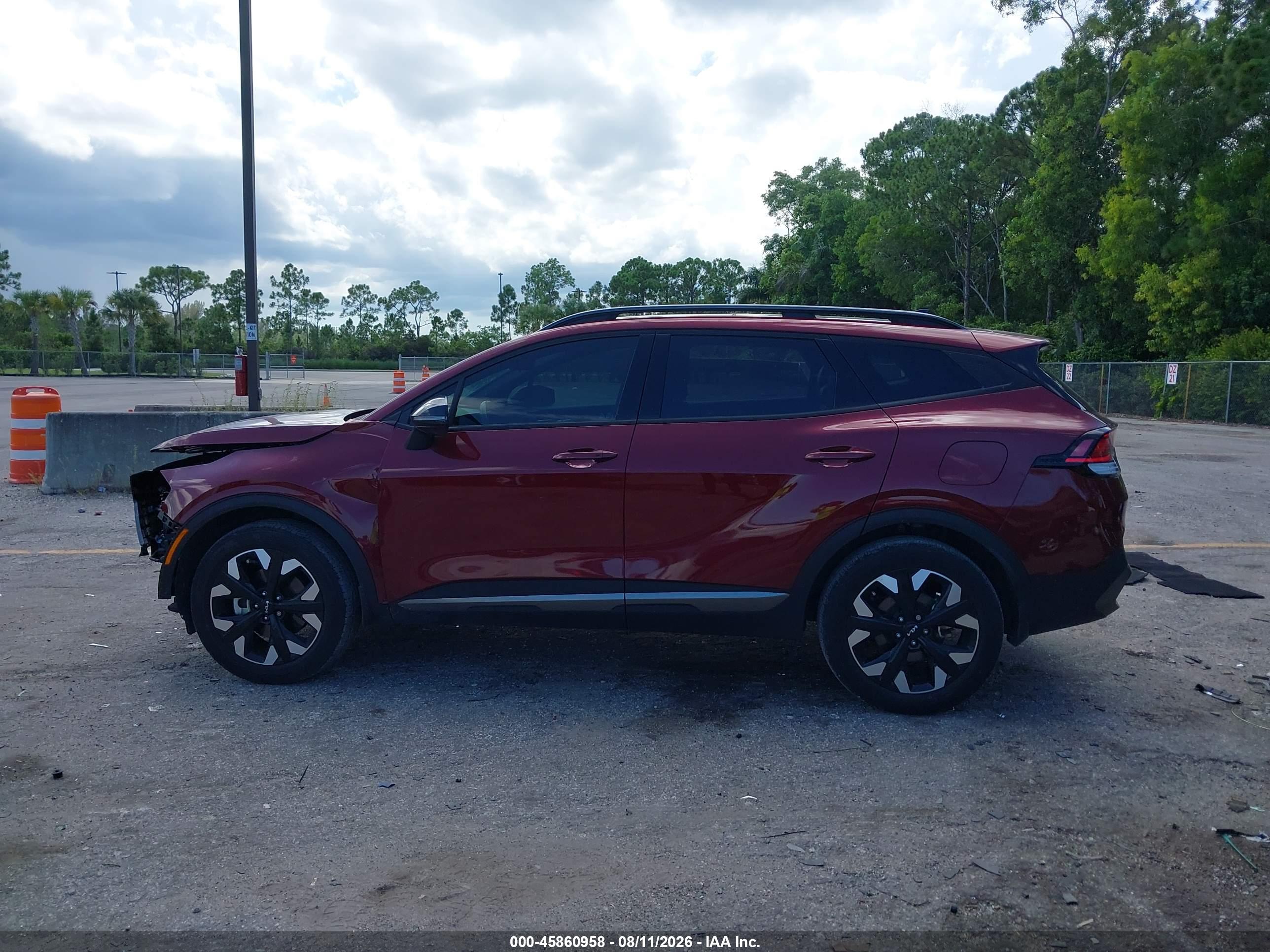 2024 KIA SPORTAGE X-LINE