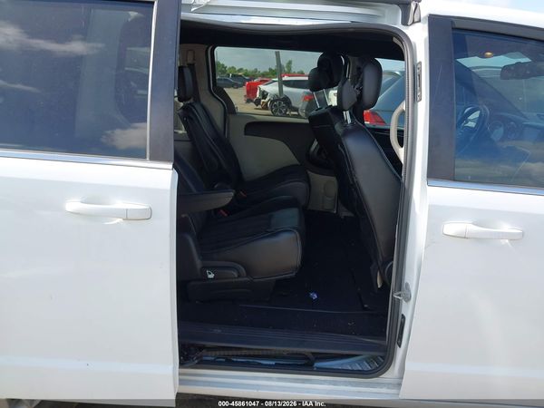 2020 DODGE GRAND CARAVAN SXT — I8