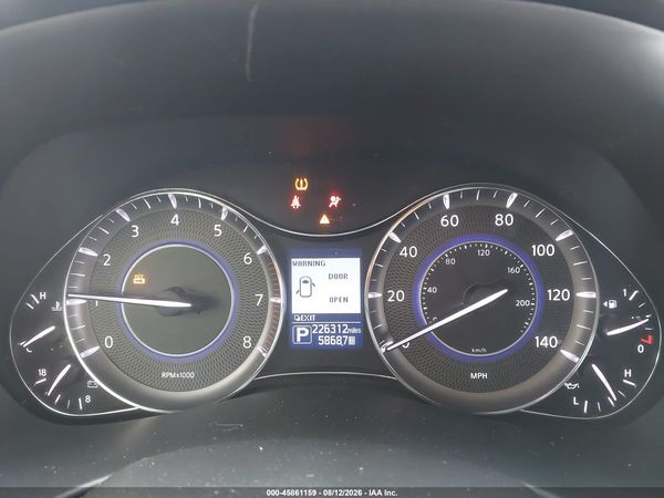 2016 INFINITI QX80