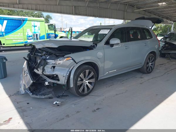 2024 VOLVO XC90 RECHARGE PLUG-IN HYBRID T8 ULTIMATE 6-SEATER