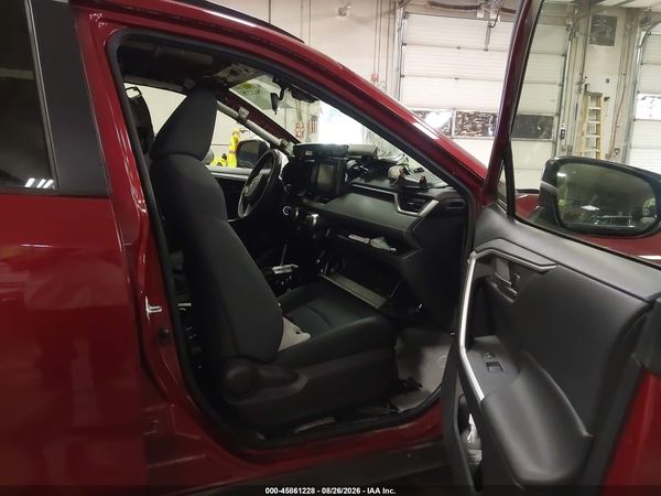 2019 TOYOTA RAV4 LE — I5
