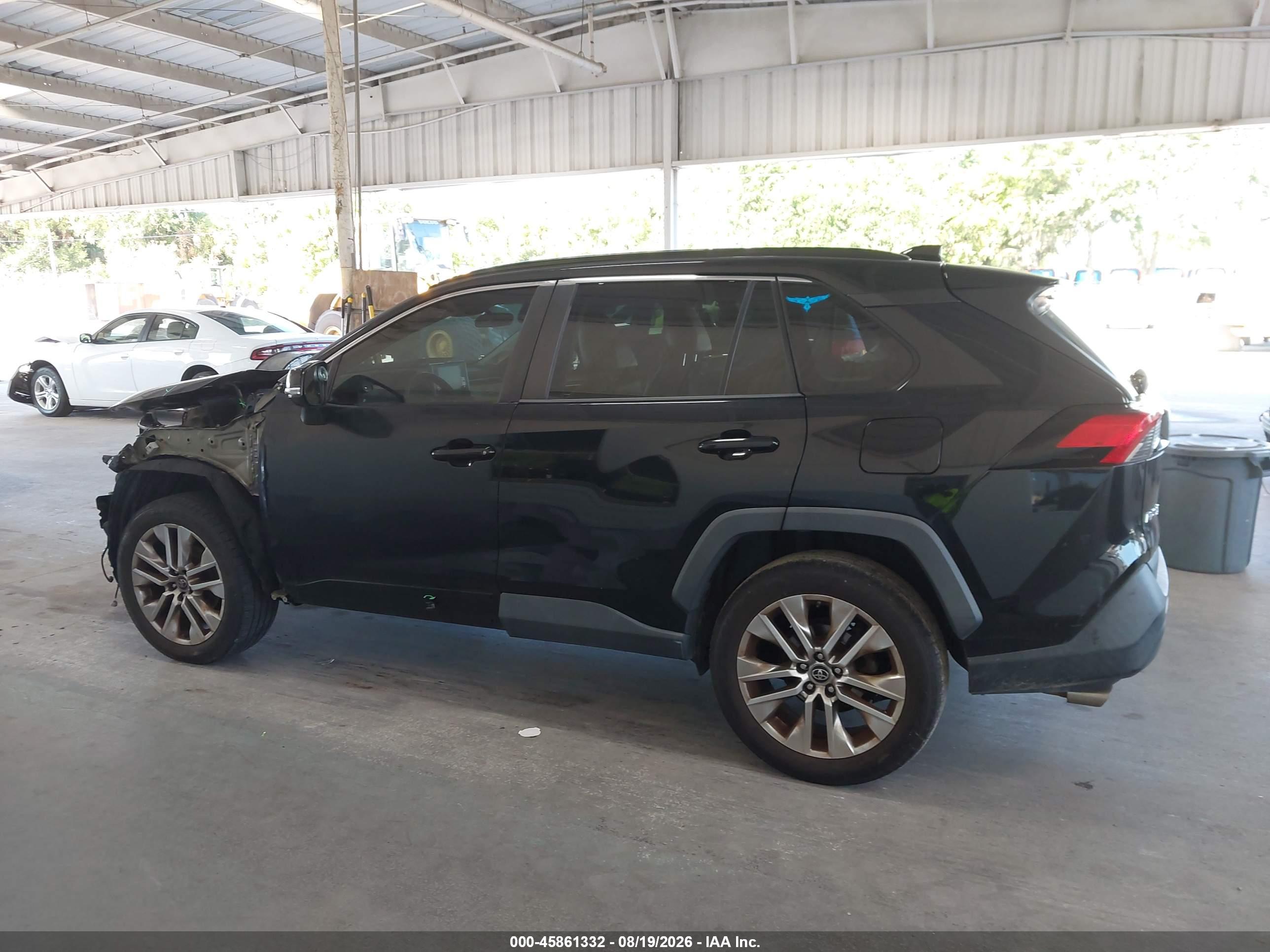 2019 TOYOTA RAV4 XLE PREMIUM