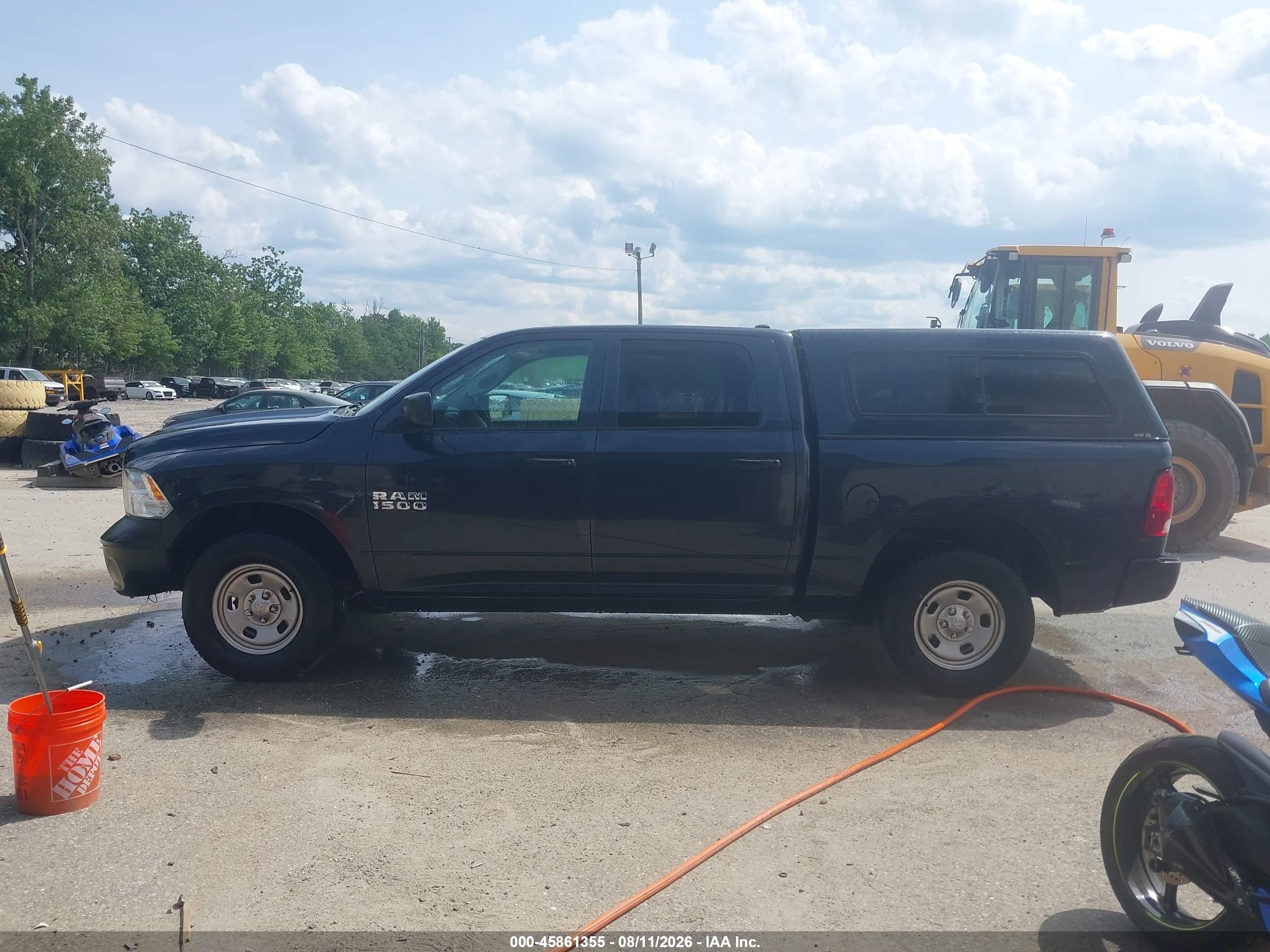 2018 RAM 1500 TRADESMAN  4X4 5'7 BOX