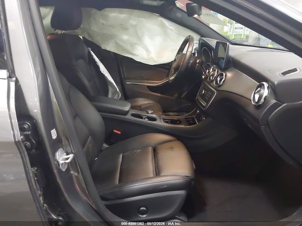 2018 MERCEDES-BENZ GLA 250 4MATIC — I5