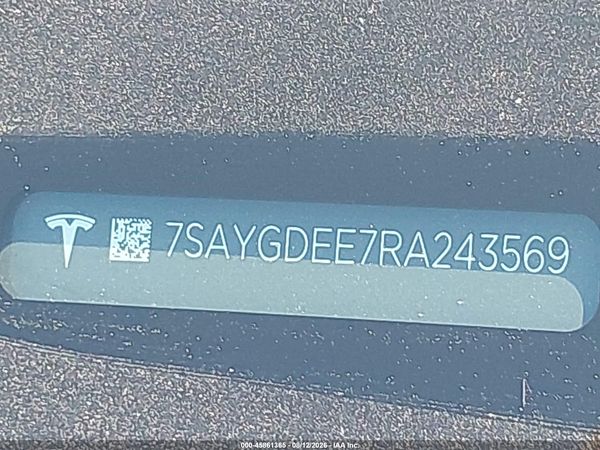 2024 TESLA MODEL Y
