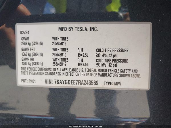 2024 TESLA MODEL Y