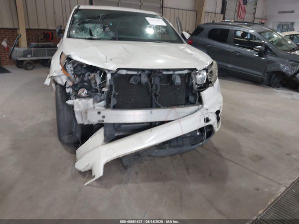2016 TOYOTA HIGHLANDER LE V6