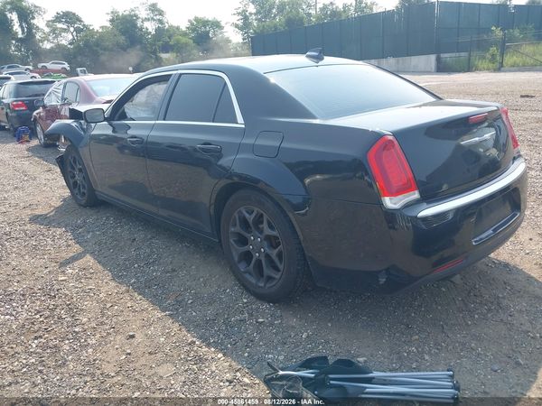 2017 CHRYSLER 300 LIMITED