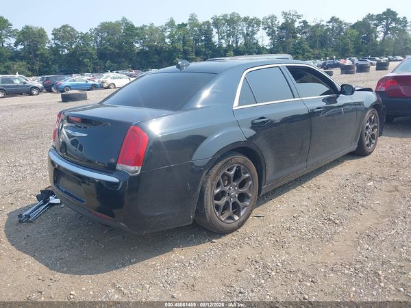 2017 CHRYSLER 300 LIMITED
