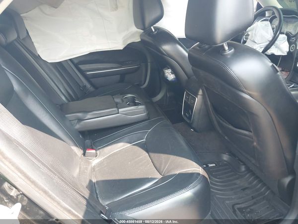 2017 CHRYSLER 300 LIMITED