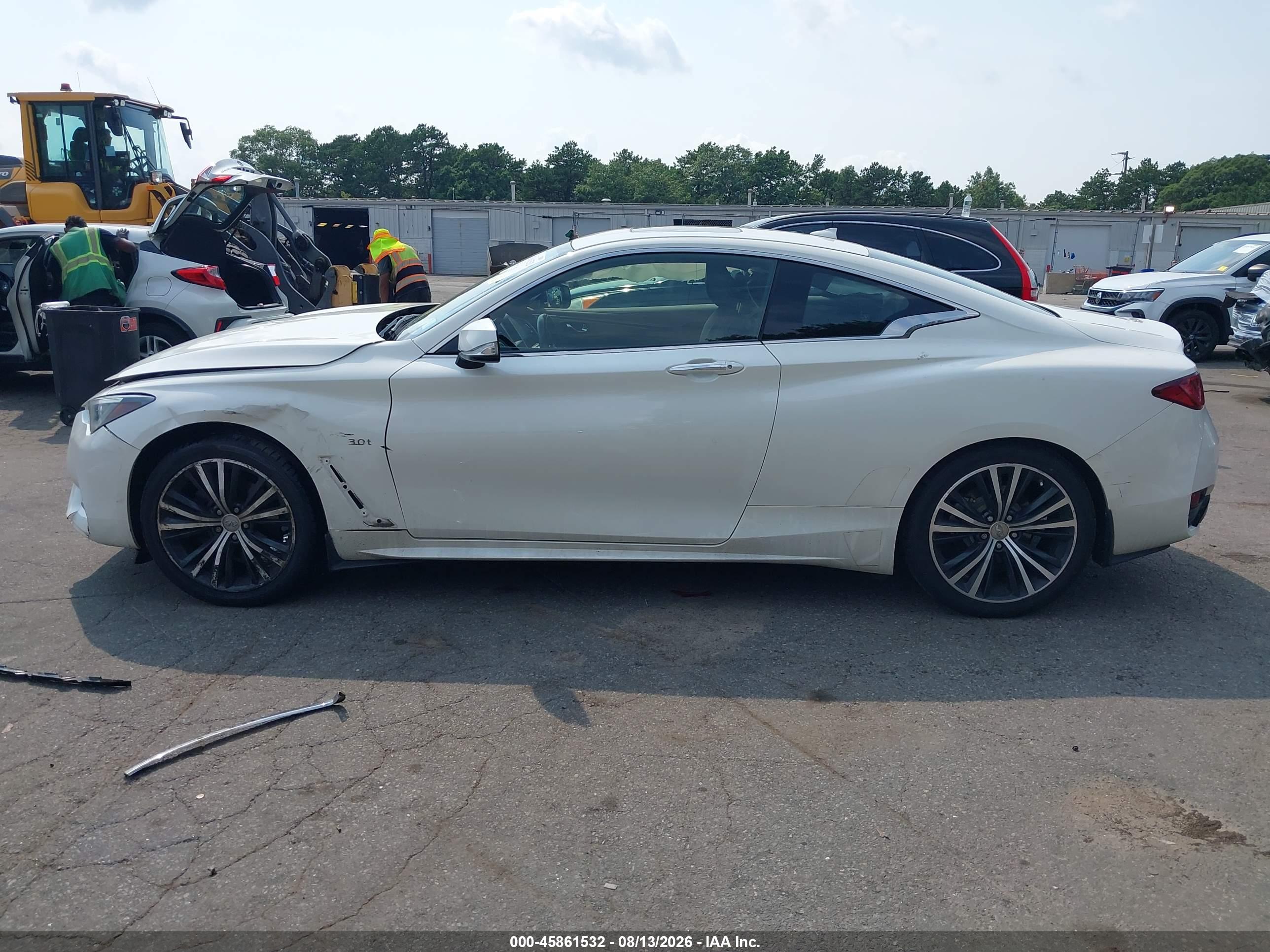 2019 INFINITI Q60 3.0T LUXE