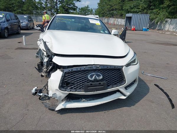 2019 INFINITI Q60 3.0T LUXE